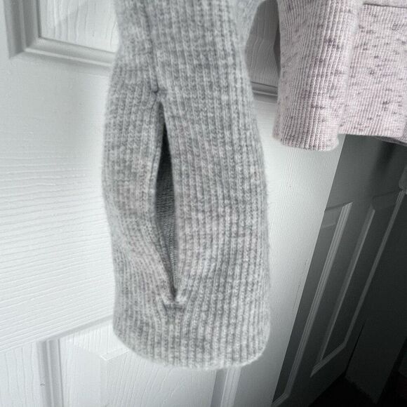 Lululemon Scuba Full Zip Hoodie Size 4 - Picture 7 of 8